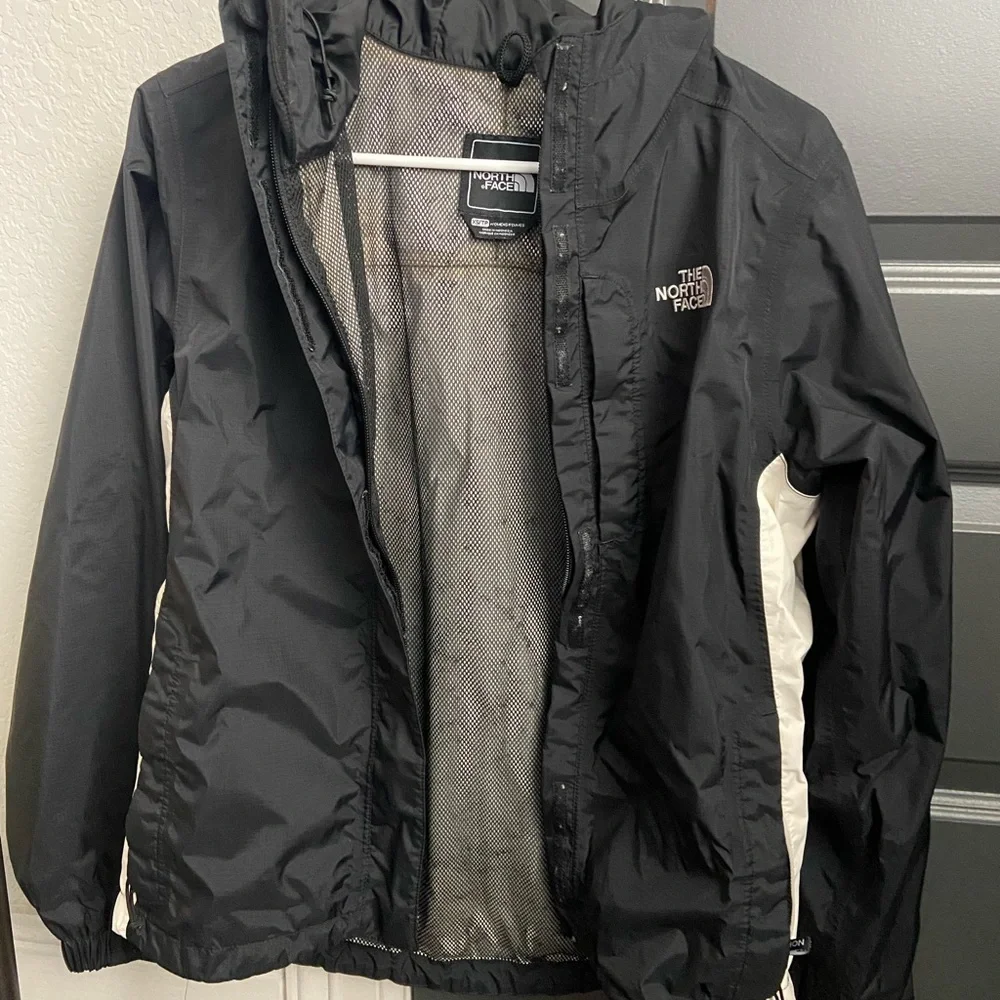 North face Jacket - Picture 3 of 6